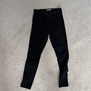 Levi’s 720 Black High Rise Super Skinny Jeans Size 31 Length 30 (Long)